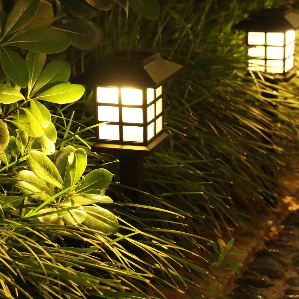 Solar Powered Outdoor Waterproof Walkway Landscape Light, Small House Shaped Path Yard Patio Lawn Night Light Decor