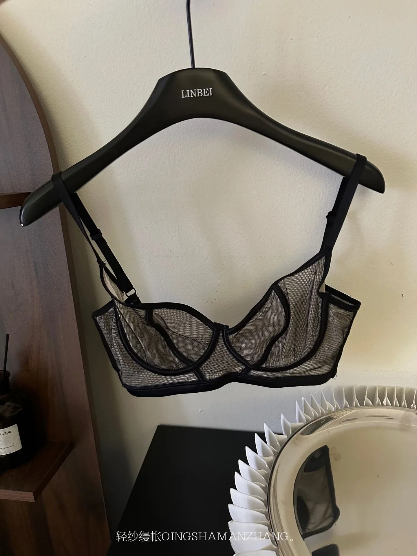 Transparent Ultra Thin Embroidered Lace Strapless Invisible Underwear