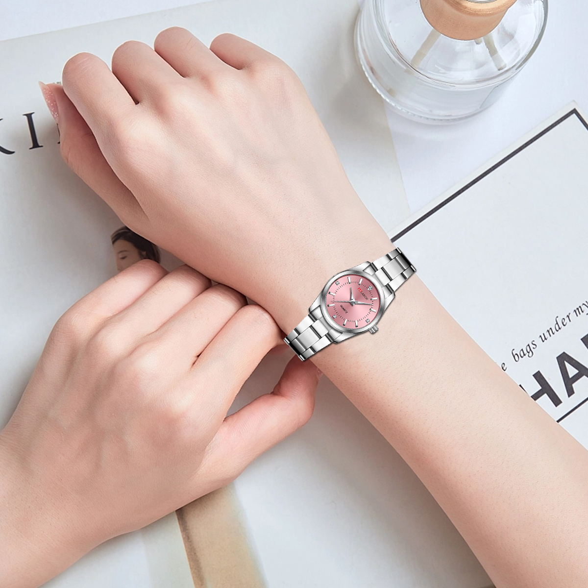 Fashionable Stainless Steel Rhinestone Pink Luxury Women's Watch, Minimalist Girl Clock for Outdoor Travel