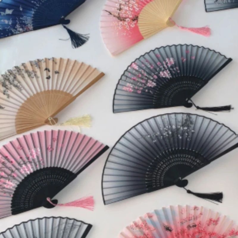 Retro Japanese Folding Fan – Elegant Japanese folding fan for Women, Dance & Home Decor