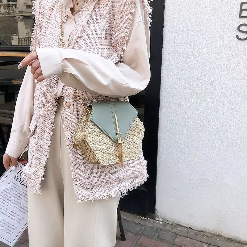Boho Straw Rattan Shoulder Bag – Hexagon Handmade Woven Summer Handbag with Leather Strap