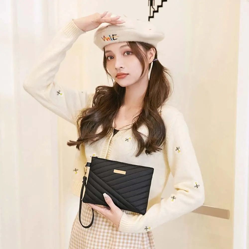 Stylish Women's Leather Envelope Wristlet