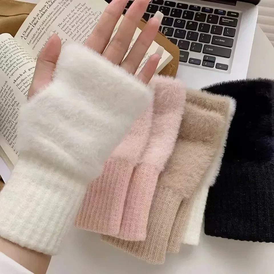 New Mink Fleece Half Finger Gloves For Women's Soft Winter Warmth Luxury Solid Color Plush Knitted Gloves Without Finger