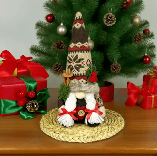 Nordic Christmas Gnome Plush with Knitted Hat & Pine Branch – Rudolph Holiday Figurine Decor