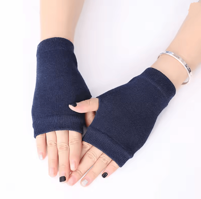 Chunky Knit Faux Wool Fingerless Gloves