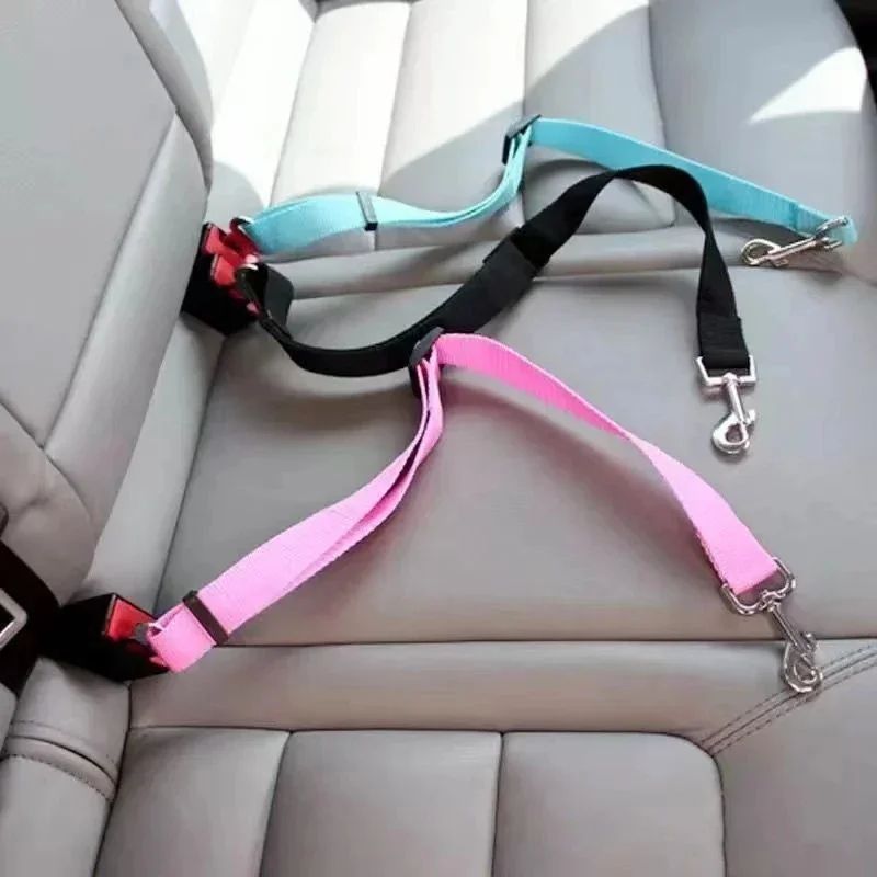 Retractable Dog Car Seat Belt Leash – Adjustable Safety Tether Harness Connector for Secure Pet Travel in Vehicles