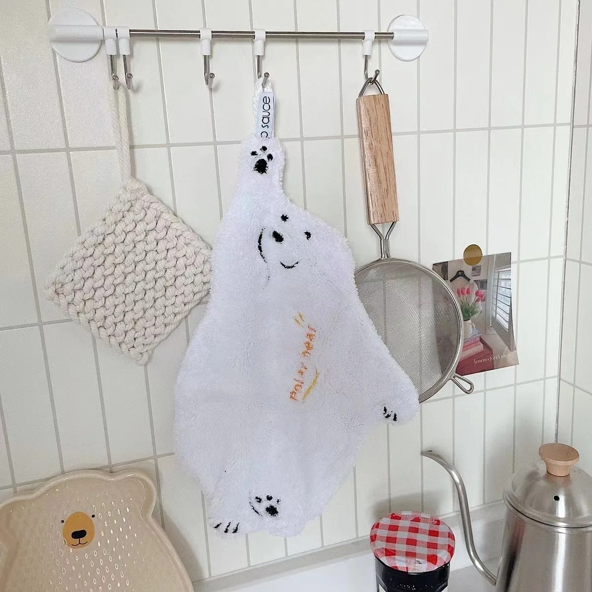 Super Absorbent Polar Bear Hand Wiping Towel, Coral Design, Cartoon Hanging Kitchen Towel