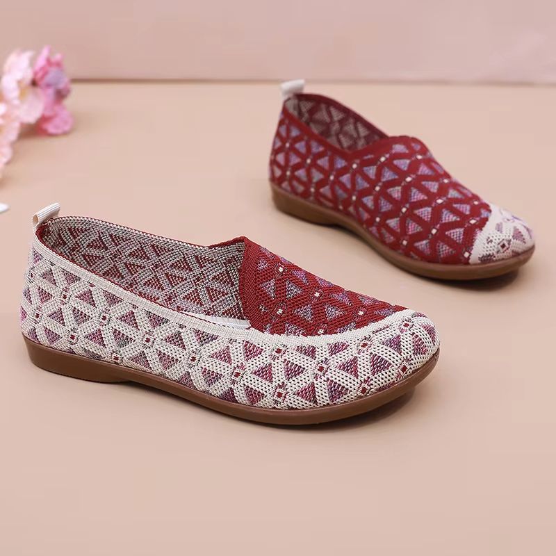 Women's Slip On Walking Shoes Lightweight Soft Sole Non Slip Casual Flats