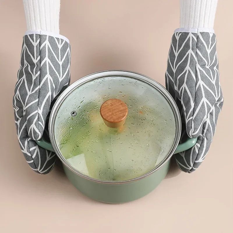 2PCS High Temperature Oven Insulated Gloves