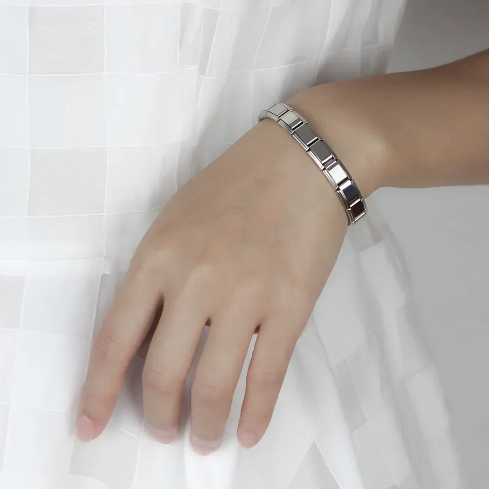 Elegant Women's Stainless Steel Charm Bracelet – 9mm Italian Elastic Bangle