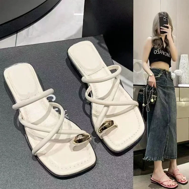 Comfortable Lightweight Women's Cross Strap Slide Sandals with Toe Loop Beach Shoes and Casual Solid Color Design