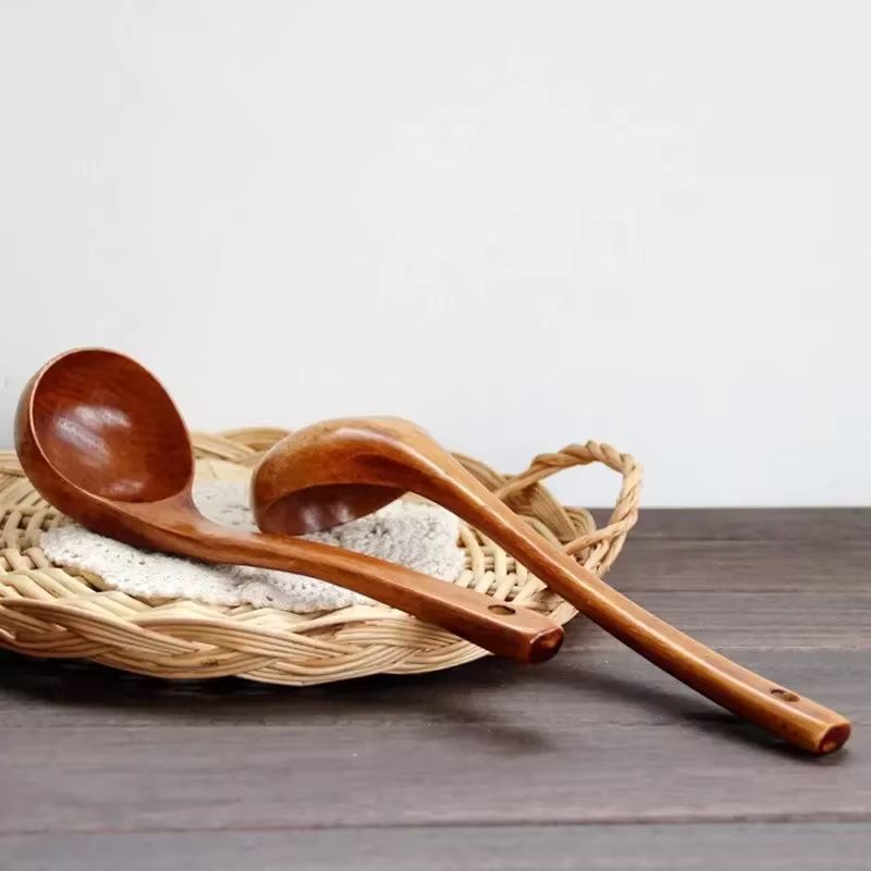 Natural Nanmu Wood Long Handle Soup Spoon for Congee and Cooking