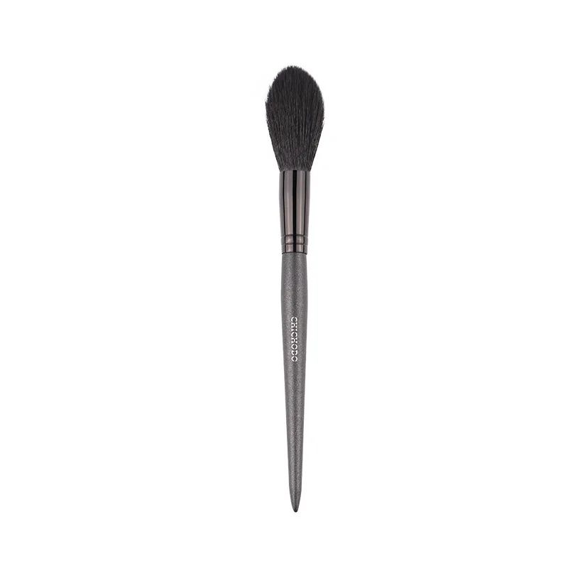 Chichodo Goat Hair Highlighter Brush for Blush and Powder Contour