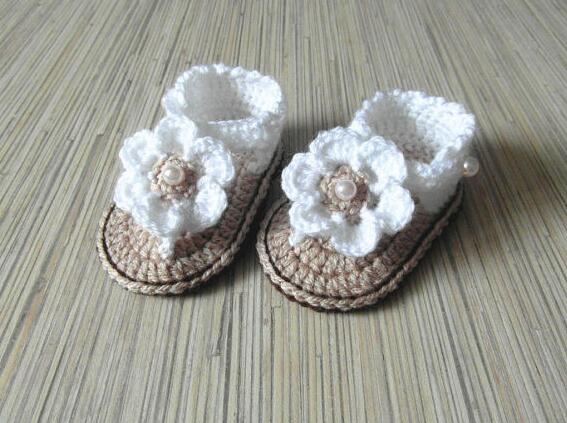 Handmade Crochet Baby Flip Flop Sandals, Summer Baby Sandals with Puff Flowers, Cute Crochet Baby Sandals