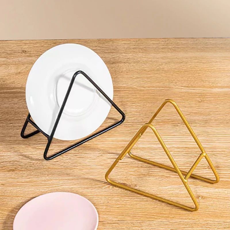 Minimalist Iron Coaster Holder & Trivet Storage Rack – Triangle Metal Stand