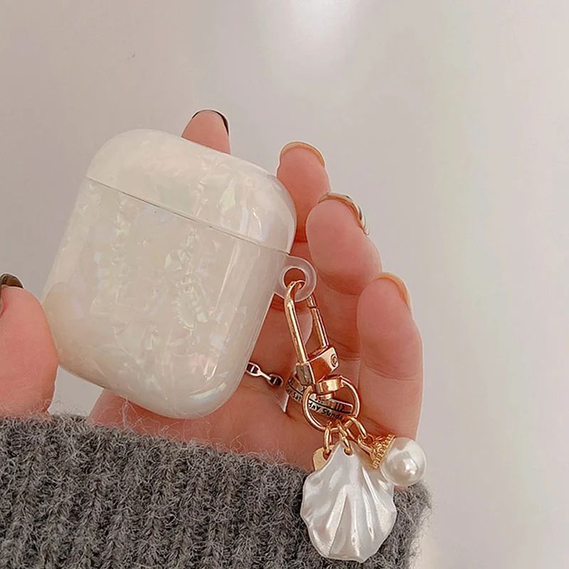 Pearl Shell AirPods Case with Keychain – Luxury Protective Cover for AirPods 1/2/3/4 & Pro