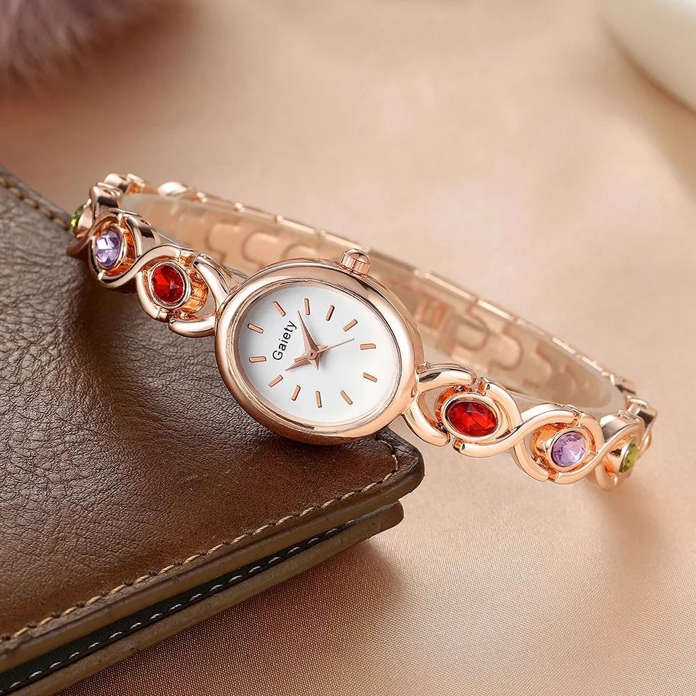 Ladies Retro Oval Rhinestone Luxury Quartz Watch