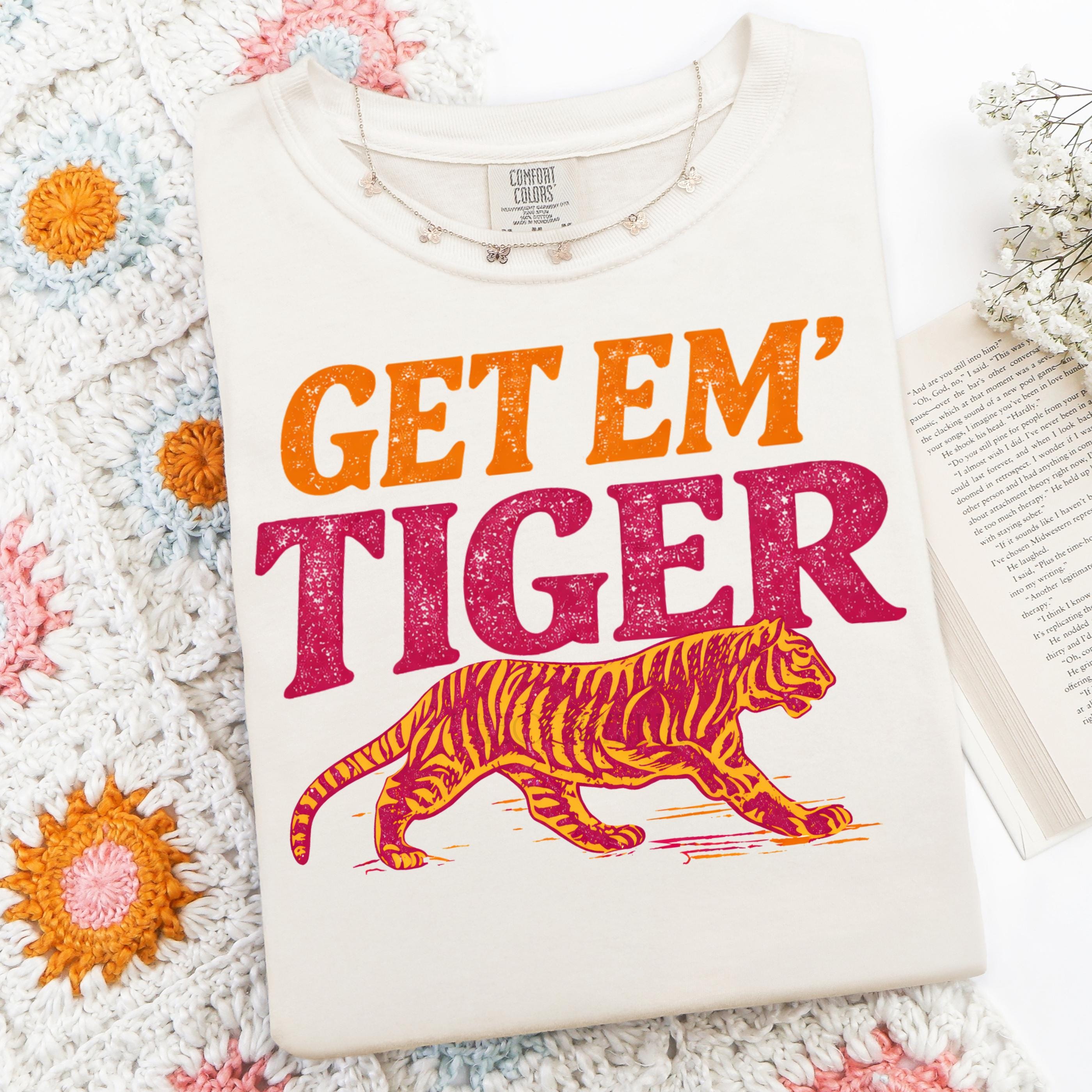 Get Em Tiger T-shirt Retro Preppy Distressed Design