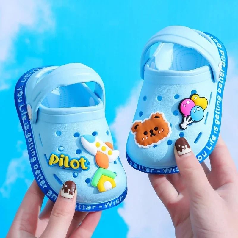 Summer Children Garden Slippers Boys and Girls Beach Sandal Lightweight Breathable Cute Cartoon Slip Baby Slippers