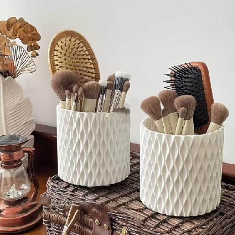 Portable Makeup Brush Storage Organizer – Lipstick, Eyebrow Pencil, and Eye Shadow Brush Holder