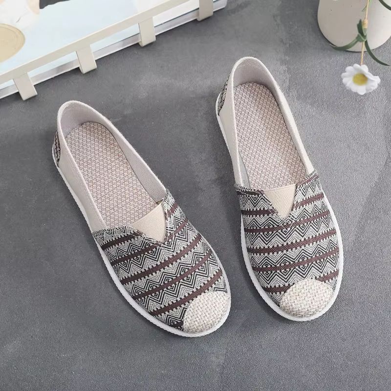 Breathable Mesh Lightweight Casual Women's Slip-On Flats Fisherman Shoes