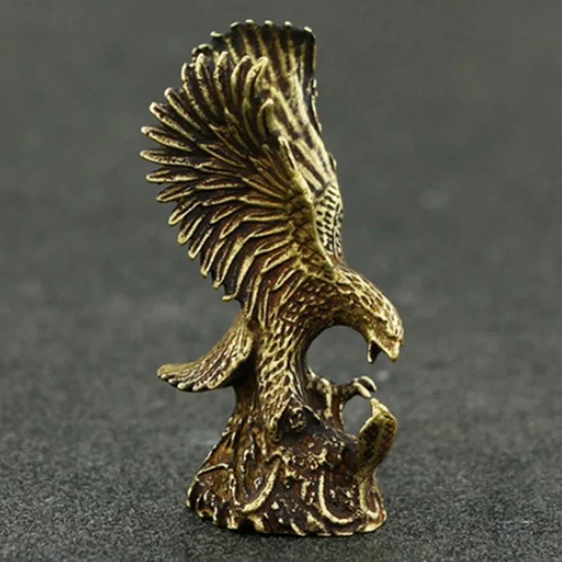 Vintage Brass Eagle Figurine Desk Ornament – Antique Copper Eagle Statue for Home & Office Decor