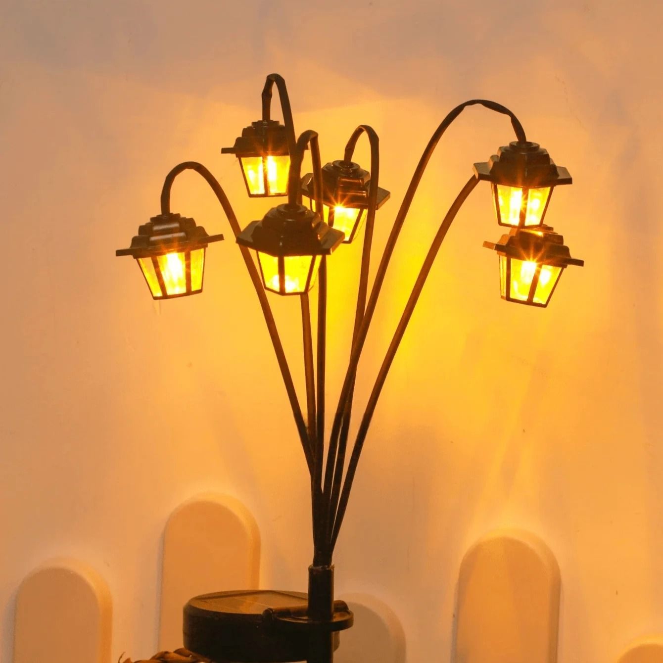 Retro Street Lamp Solar Garden Light