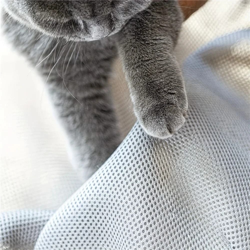 Free-Standing Stable & Breathable Pet Hammock Bed
