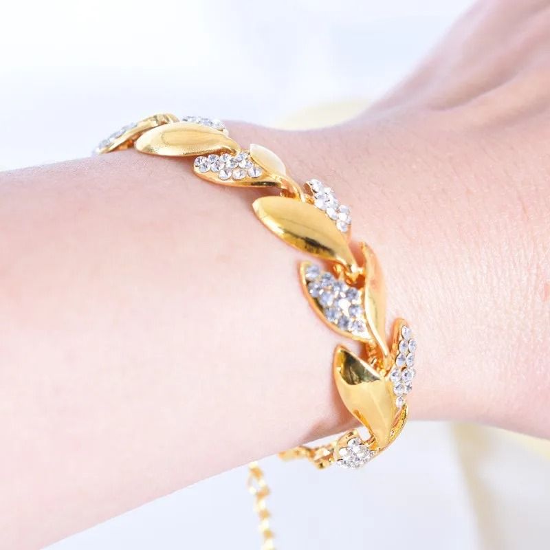 Gold Leaf Crystal Pendant Bracelet with Adjustable Chain
