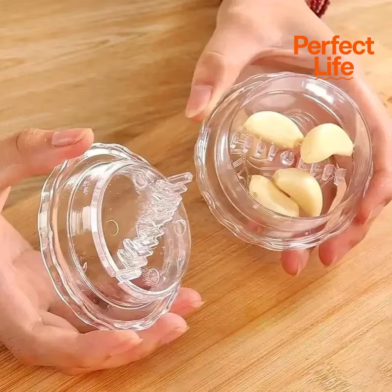 Multifunctional Garlic Crusher Manual Garlic Press Roll Chopper Kitchen Gadgets Home Appliance