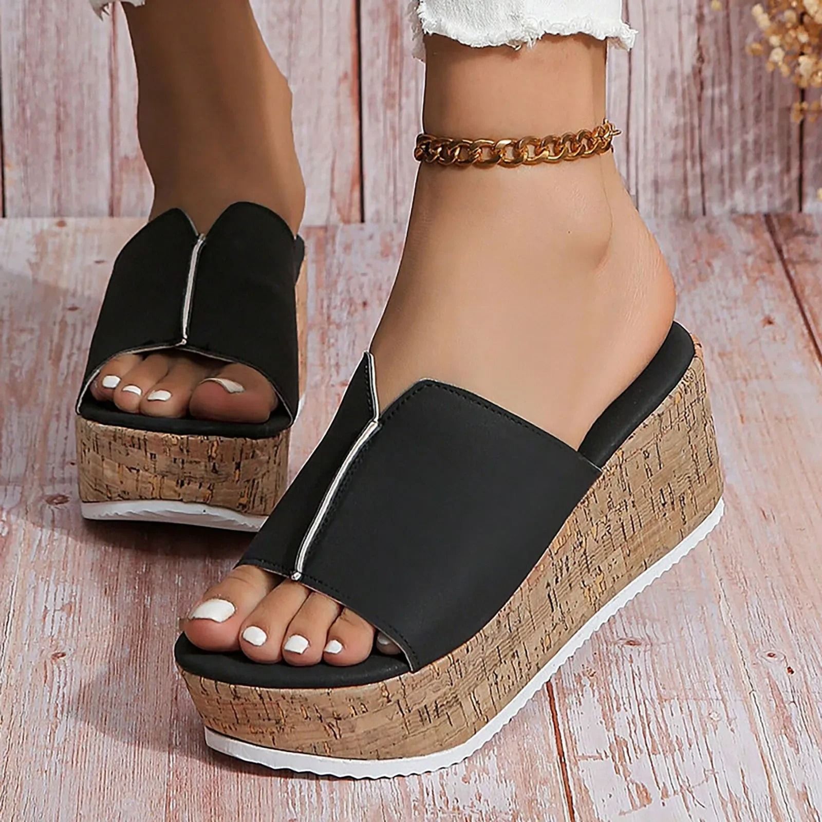 Womens Open Toe Leather Platform Summer Slippers with Wedge Sole for Beach and Casual Wear