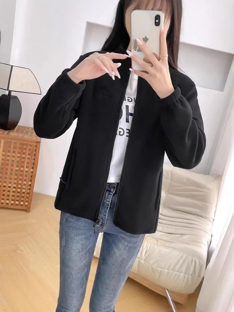 Winter Luxe Polar Fleece Letter Print Coat – Womens Loose Fit Wool-Liner Jacket