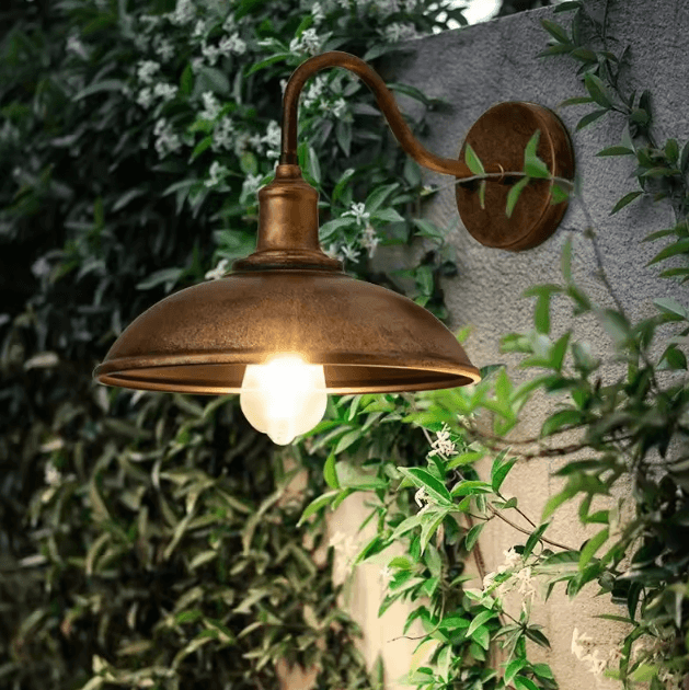 Retro Waterproof Outdoor Wall Lamp with E27 Base – Vintage Garden & Porch Lighting Fixture