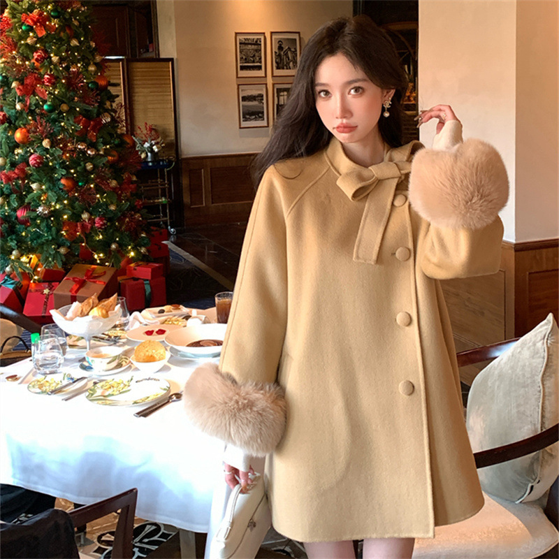 Womens Winter Fashion Outerwear, Double Faced Cashmere Coat with Real Fox Fur, Autumn Winter Gentle Wool Cape
