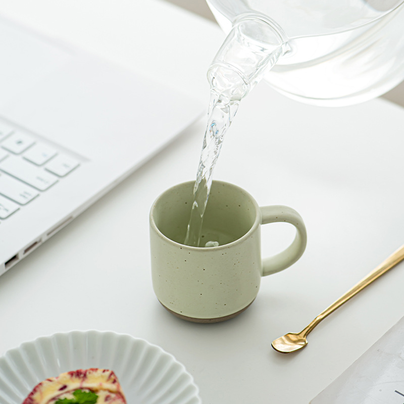 Modern Design White Small Frosted Ceramic Tumblers, Unglazed Base Speckled Coffee Mug With Handle