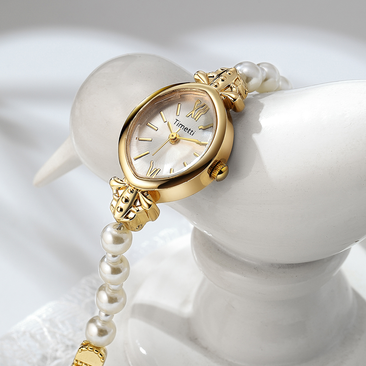 Simple Retro Quartz Movement Watch, Fashionable and Romantic Style
