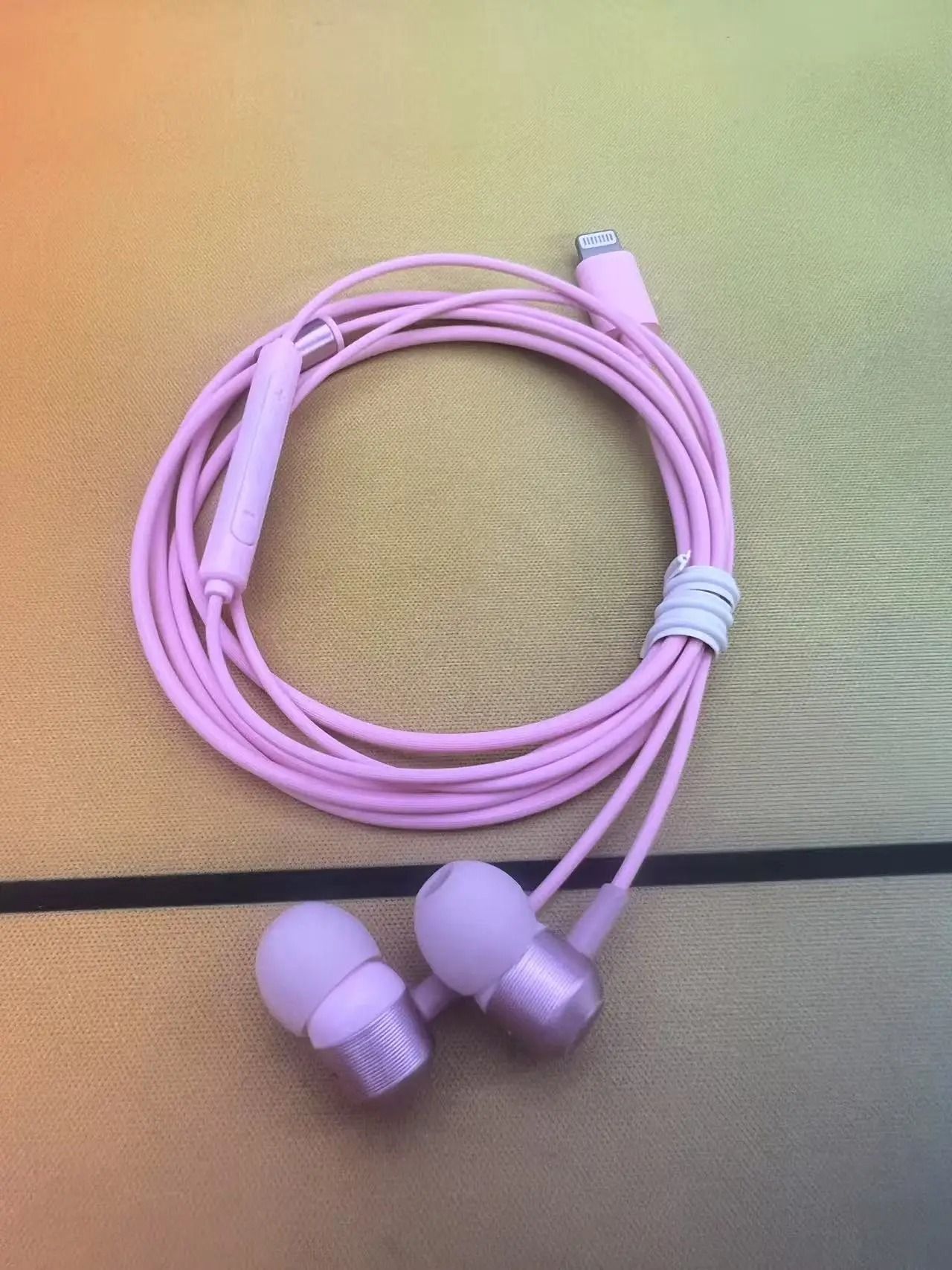 Universal HiFi USB-C Wired Earbuds with Digital Chip and 1.2M Cable