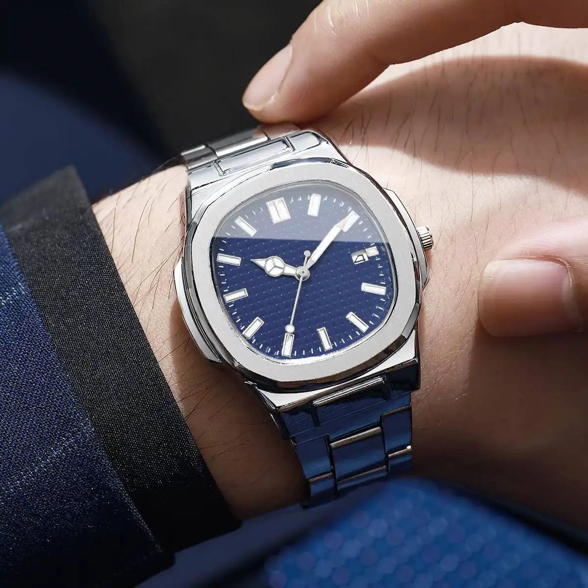 Luxury Square Men's Quartz Business Watch with Calendar