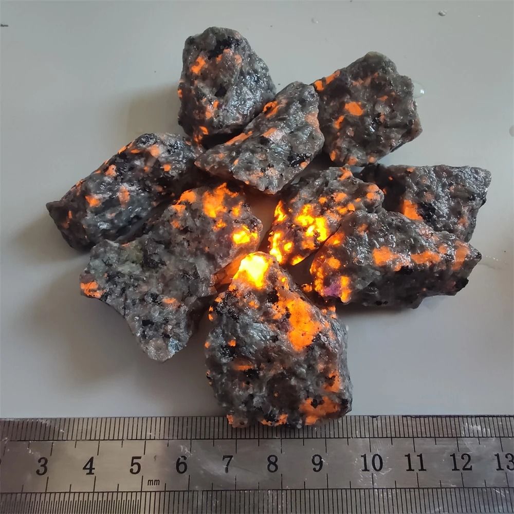 Natural Raw Yooperlite Fluorescent Stone Energy Reiki Home Decor Stone