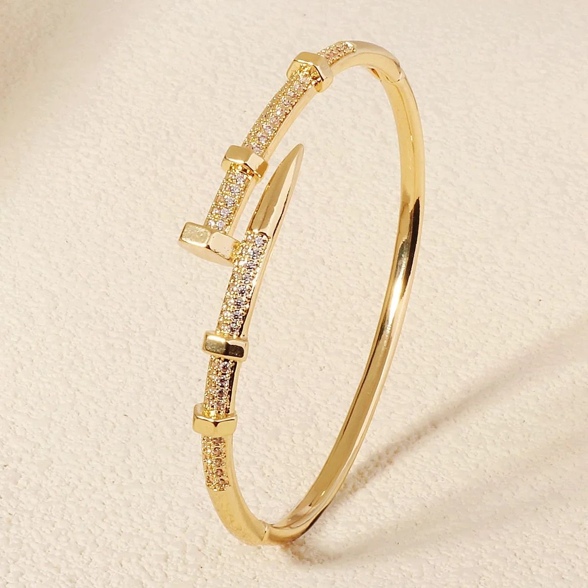 Elegant Zircon Nail Design Bracelet for Women