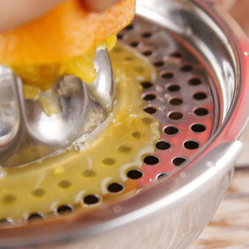 LMETJMA Stainless Steel Lemon Squeezer – Manual Citrus Juicer Reamer Cup