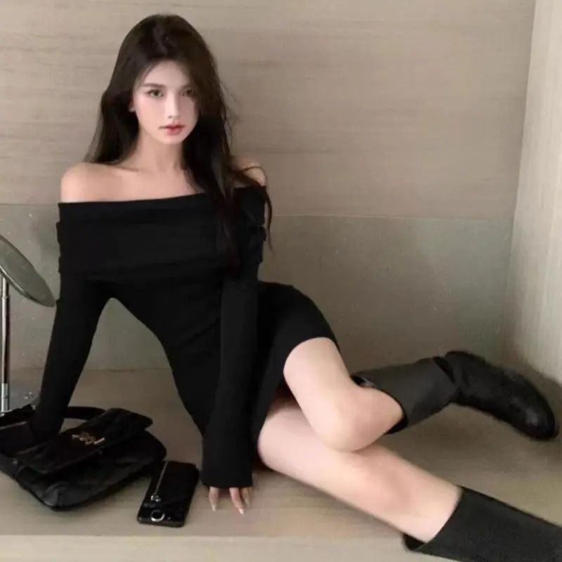 Black Off-Shoulder Elegant Mini Dress - Slim Sexy Long Sleeve Bodycon