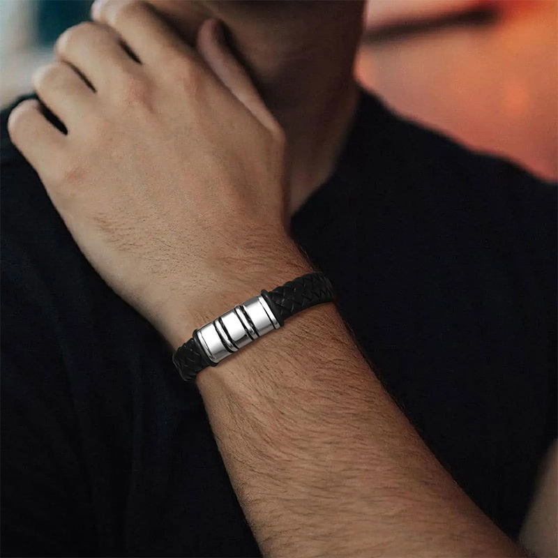 Engraved Personalized Leather Braid Bracelets Men Family Gifts