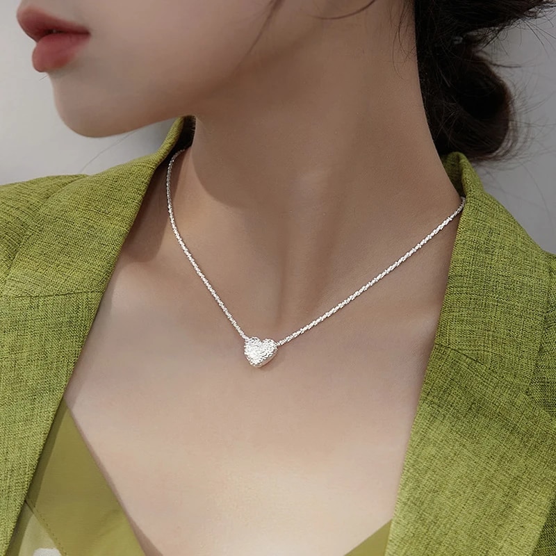 Stylish NK153: Sterling Silver Heart Pendant Necklace with Hammer Pattern - Ideal Gift for Women