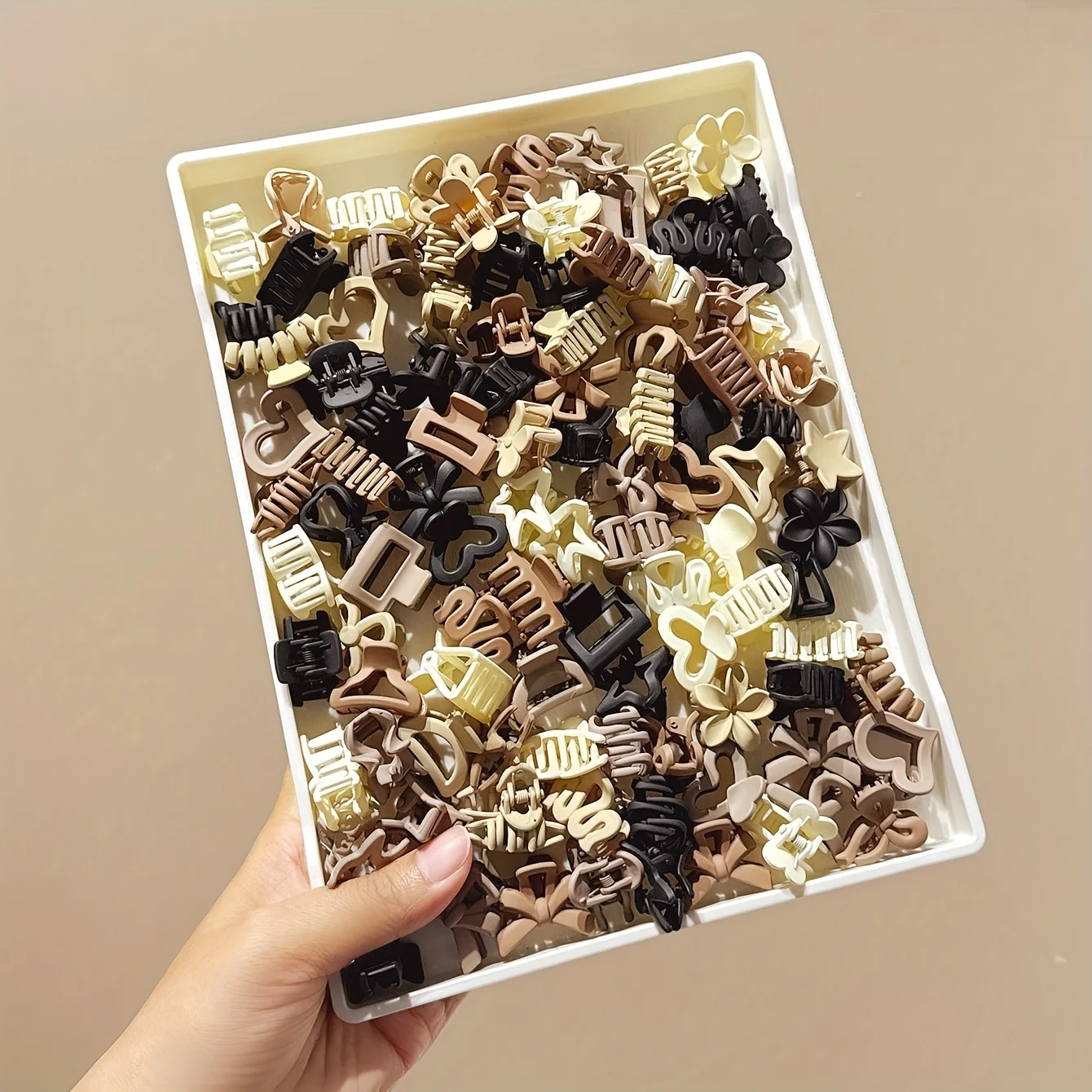 Cute Girl Accessories, Beige Mixed Pack Small Clips, Ideal for Daily Use, Special Occasions, or Travel Gifts