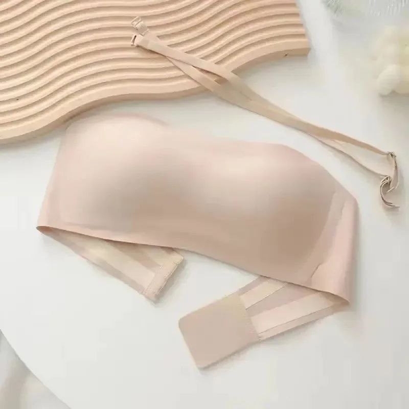 SilhouetteLift Seamless Strapless Push Up Bralette
