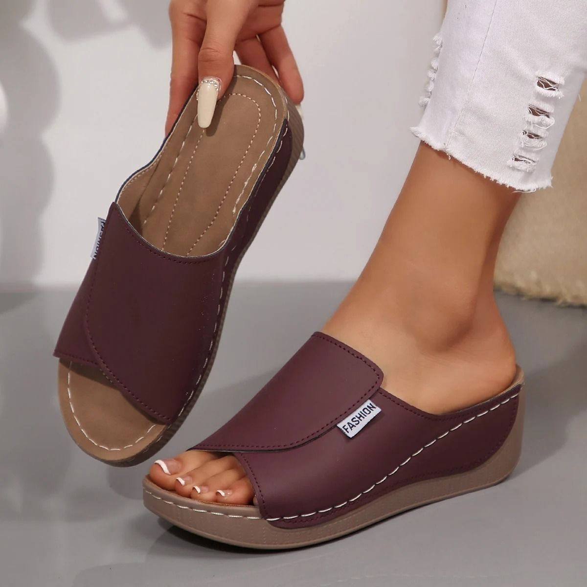 Women Casual Low Heel Peep Toe Wedge Sandals Summer Fashion Footwear
