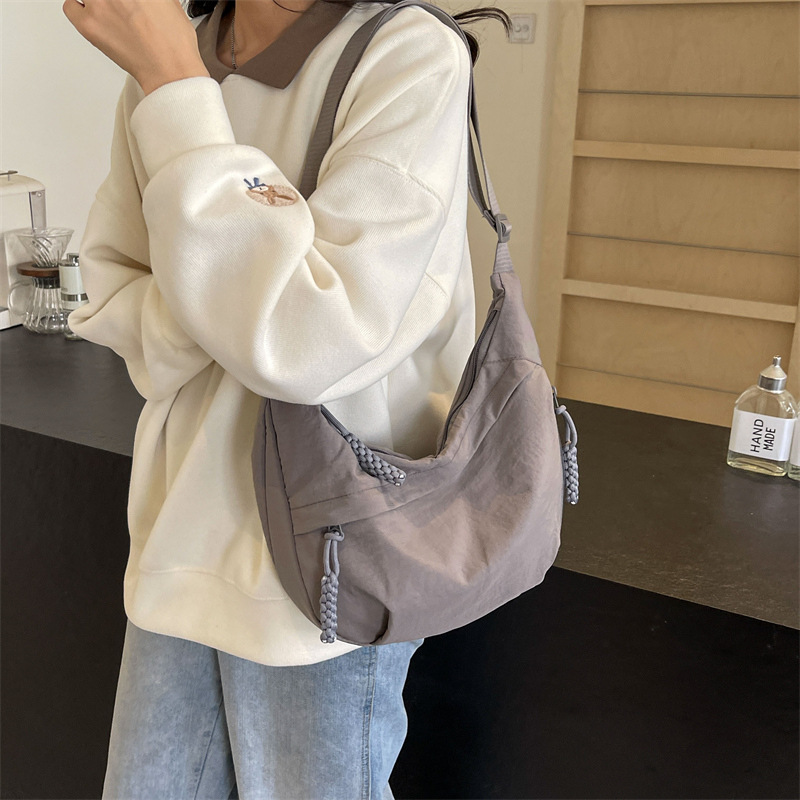 Lightweight Nylon Crossbody Bag Large Capacity Womens Messenger Shoulder Tote