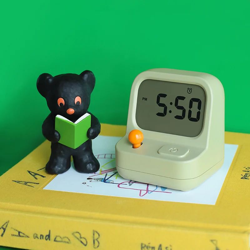 Smart Mini Desktop Alarm Clock – Creative Nostalgic Timer & Snooze Clock
