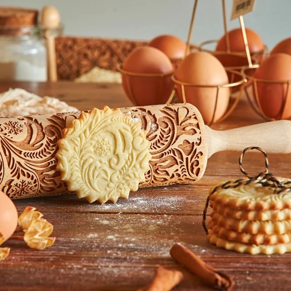 European Retro Flower Embossed Wooden Rolling Pin 13.78 Inch Beech Wood Cookie Roller